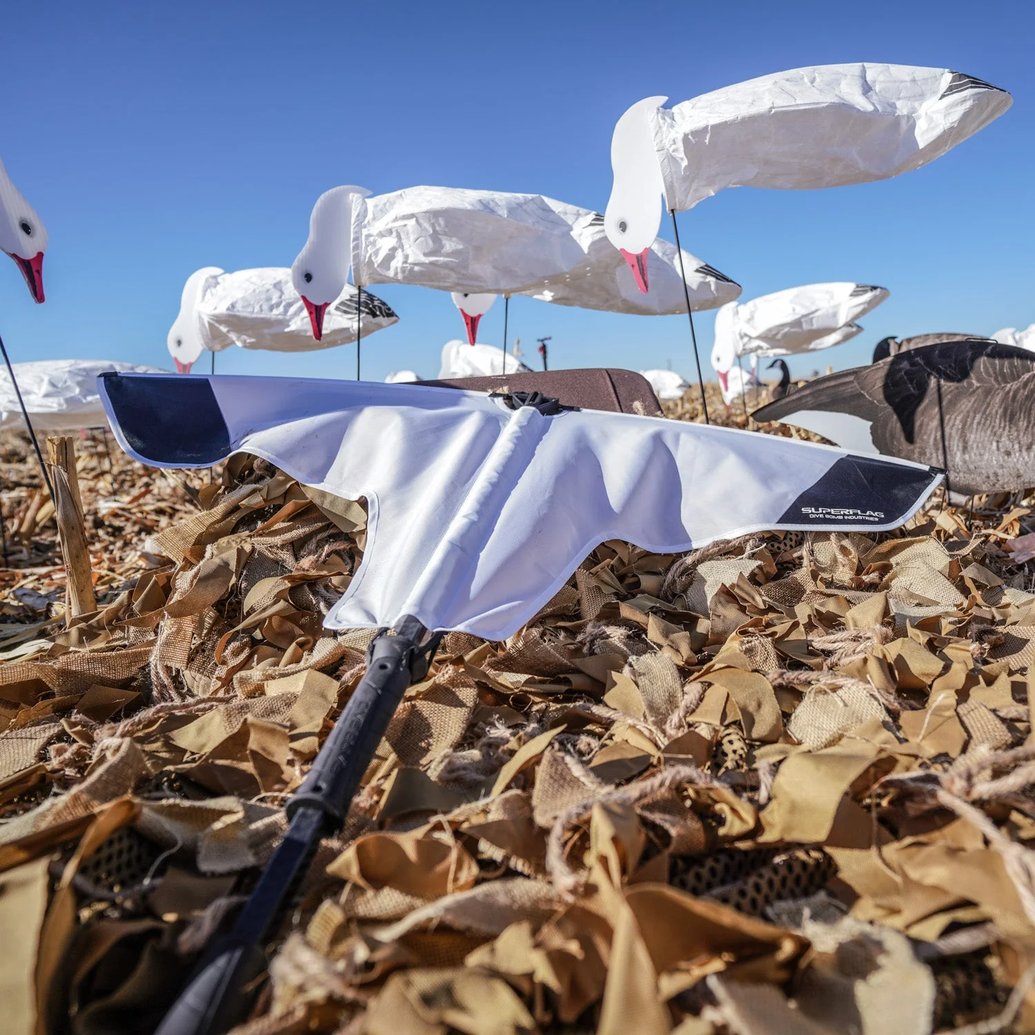 Superflag Goose Flag - Image 9