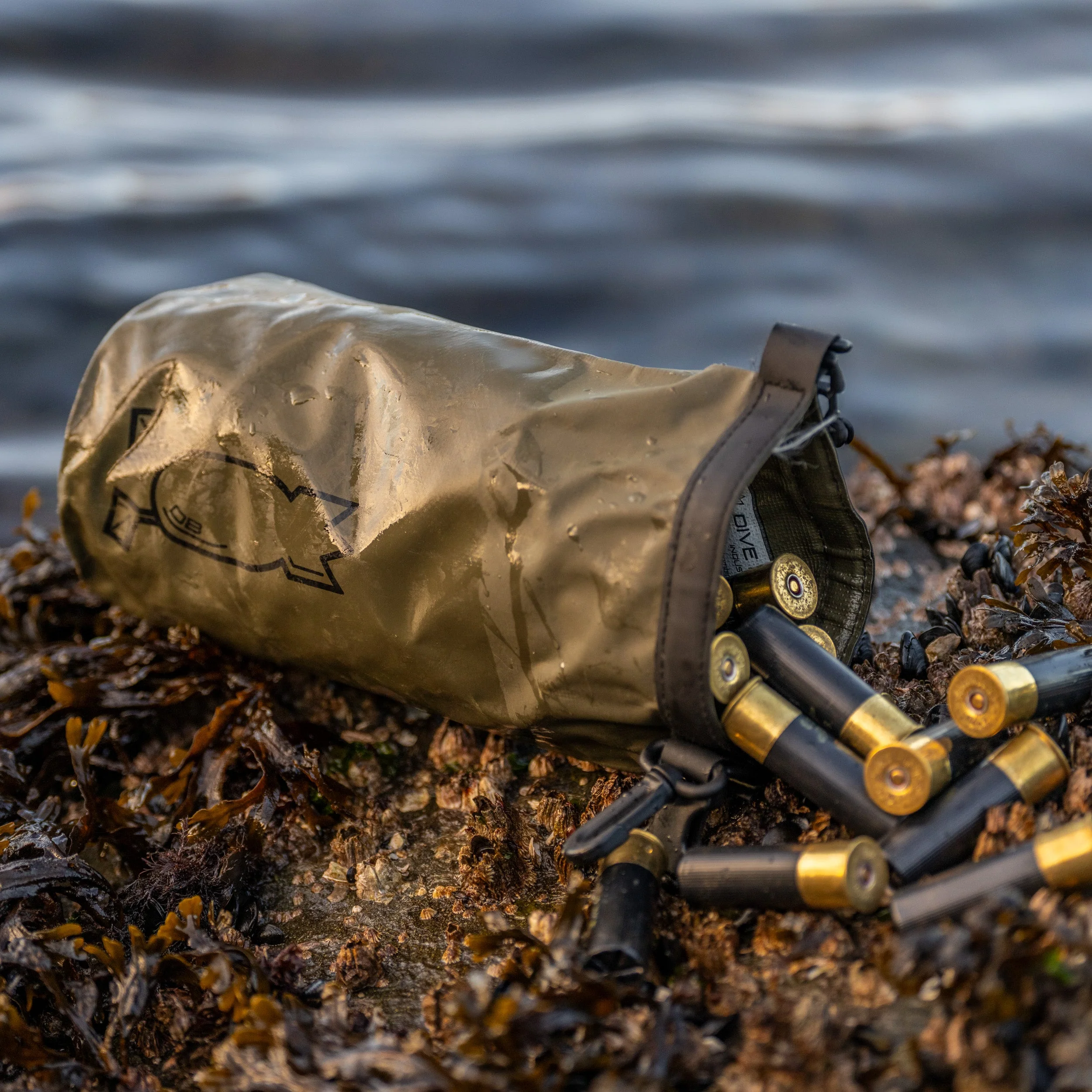 Waterproof Shotgun Shell Pouch - Image 10