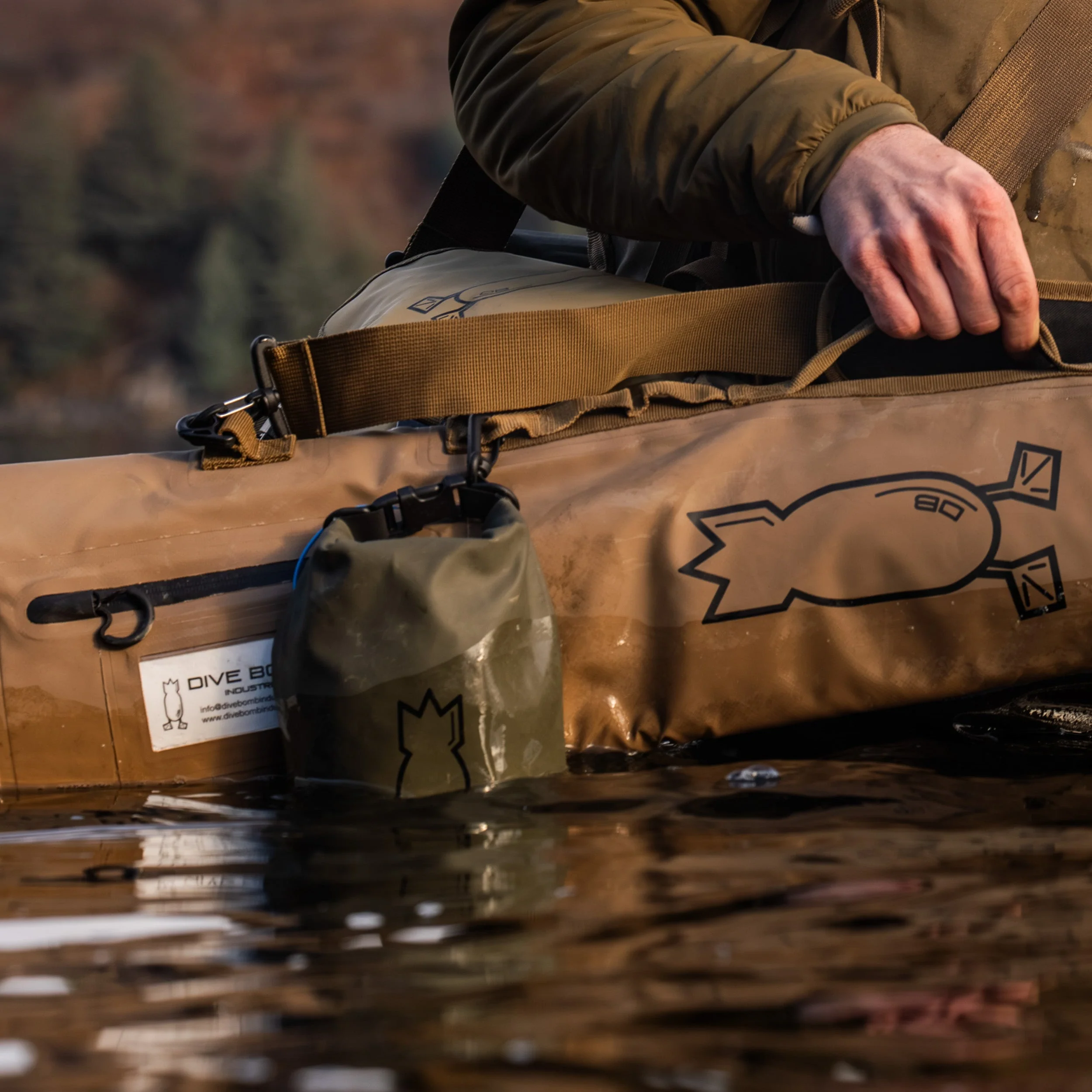 Waterproof Shotgun Shell Pouch - Image 9