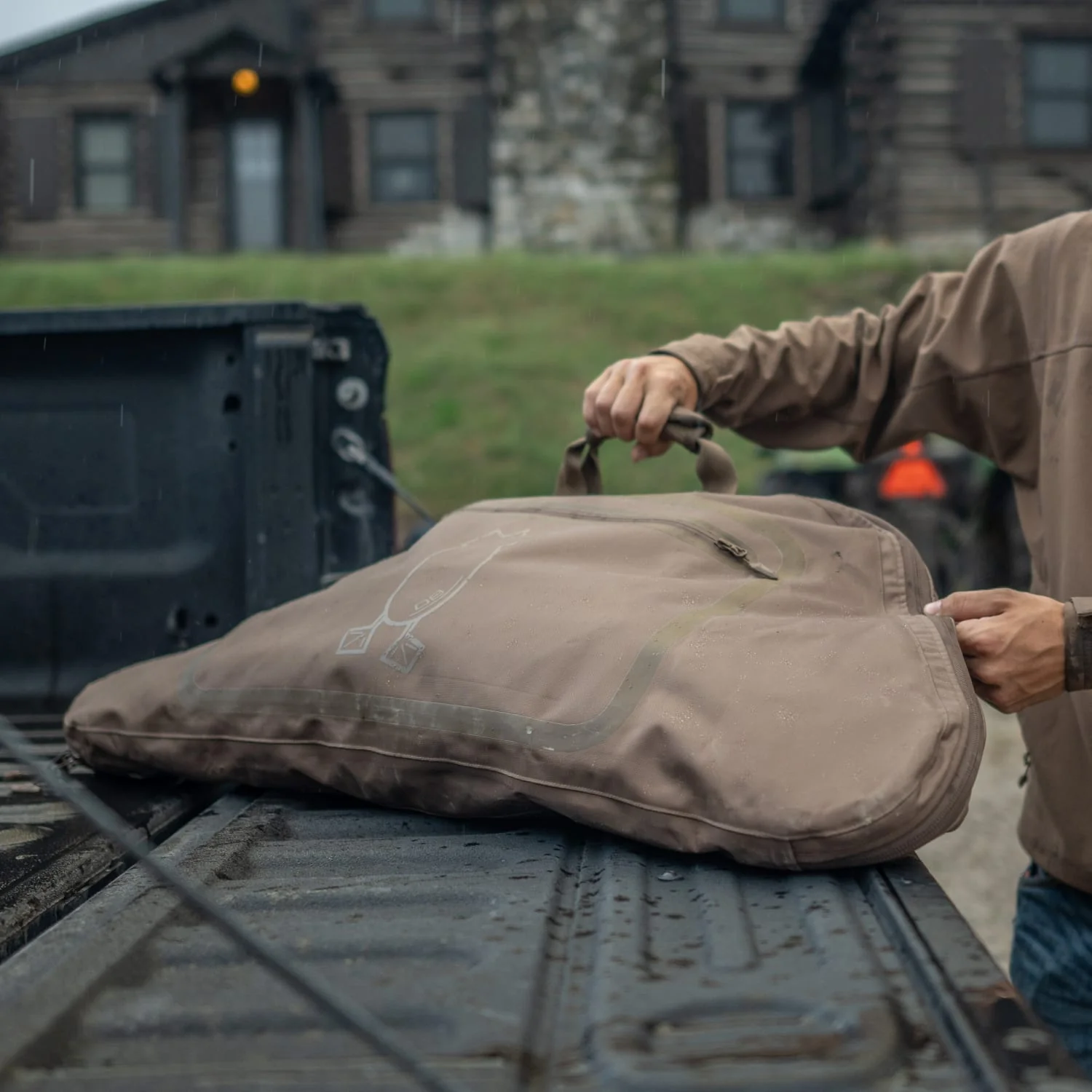 DB Wader Bag - Image 11
