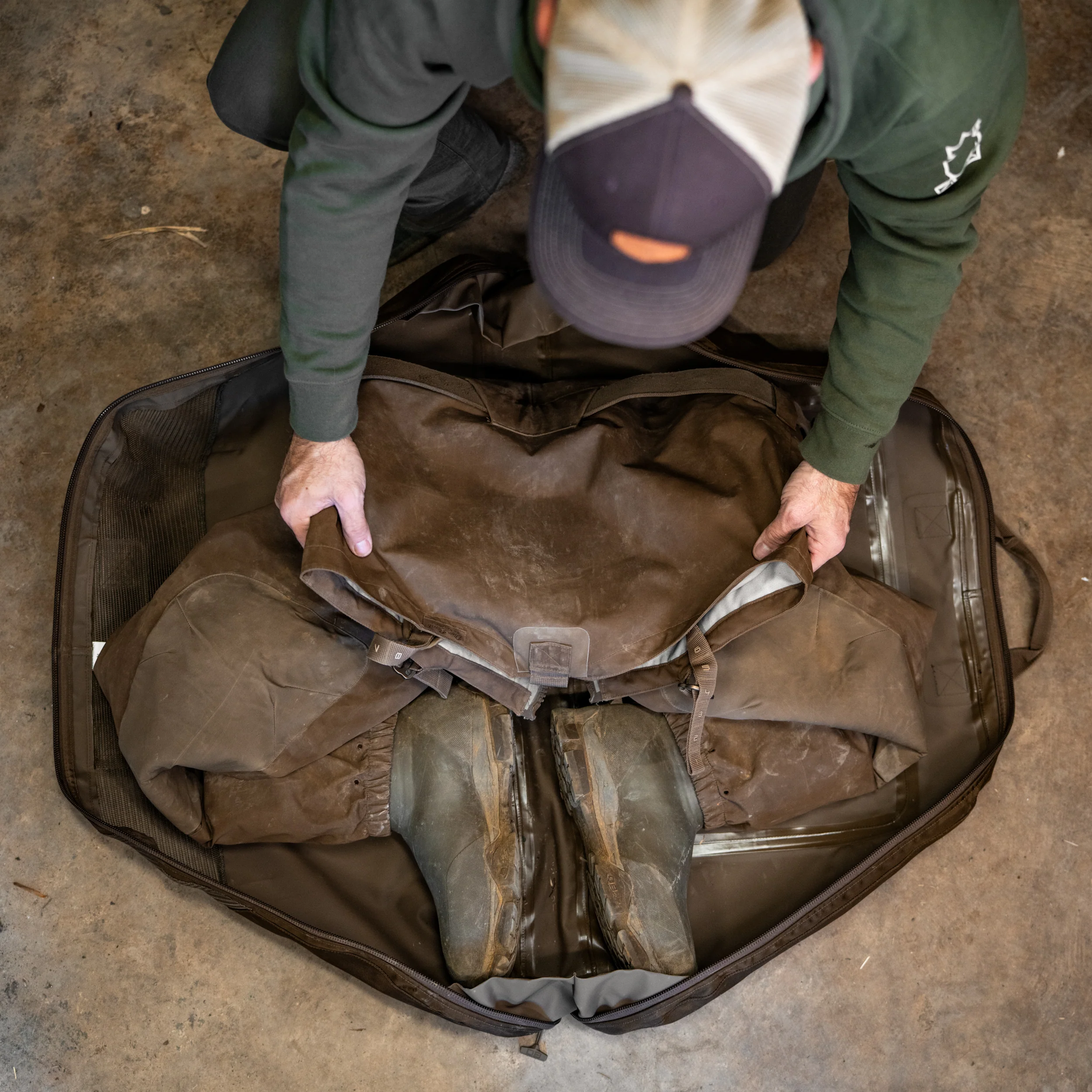 DB Wader Bag - Image 3
