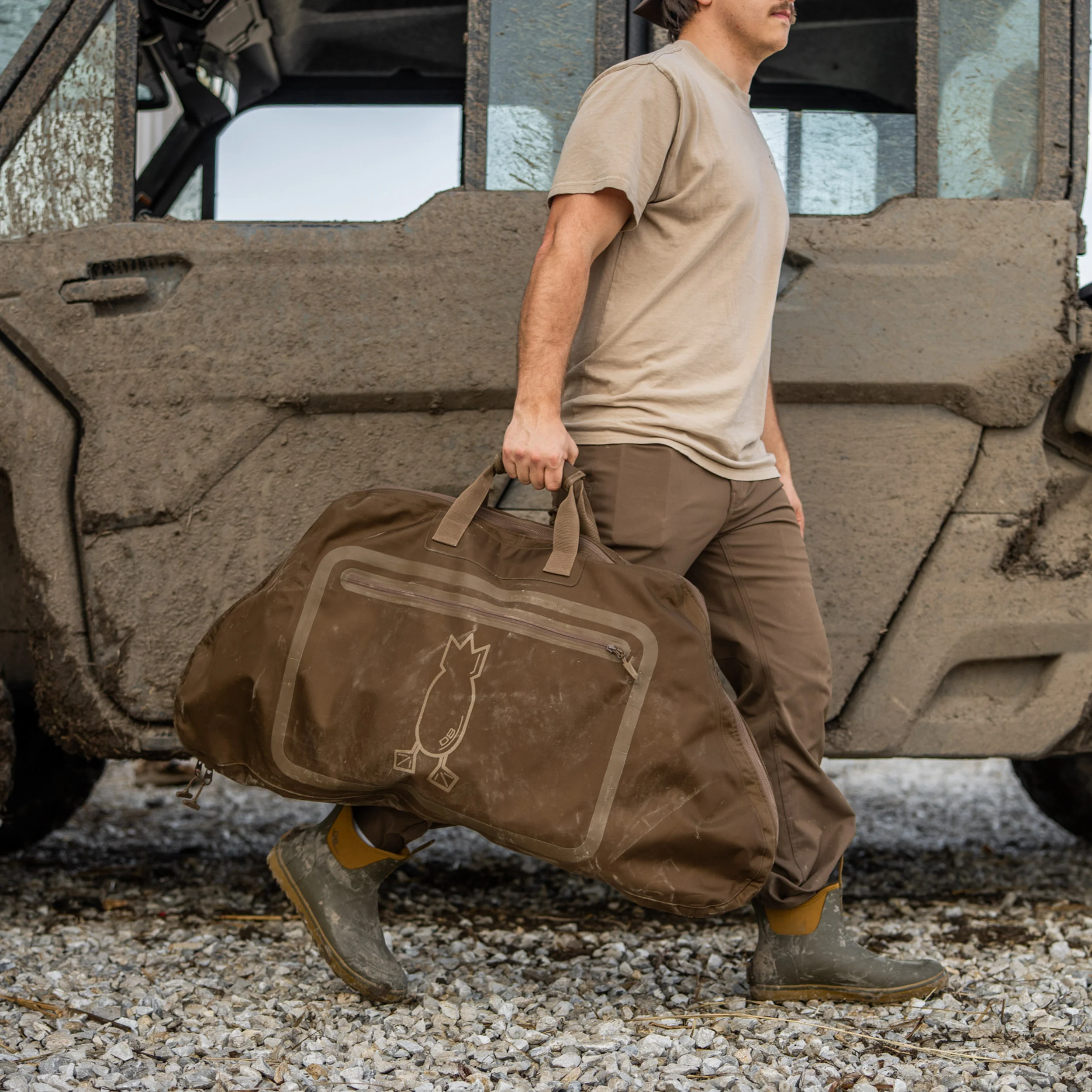 DB Wader Bag - Image 8
