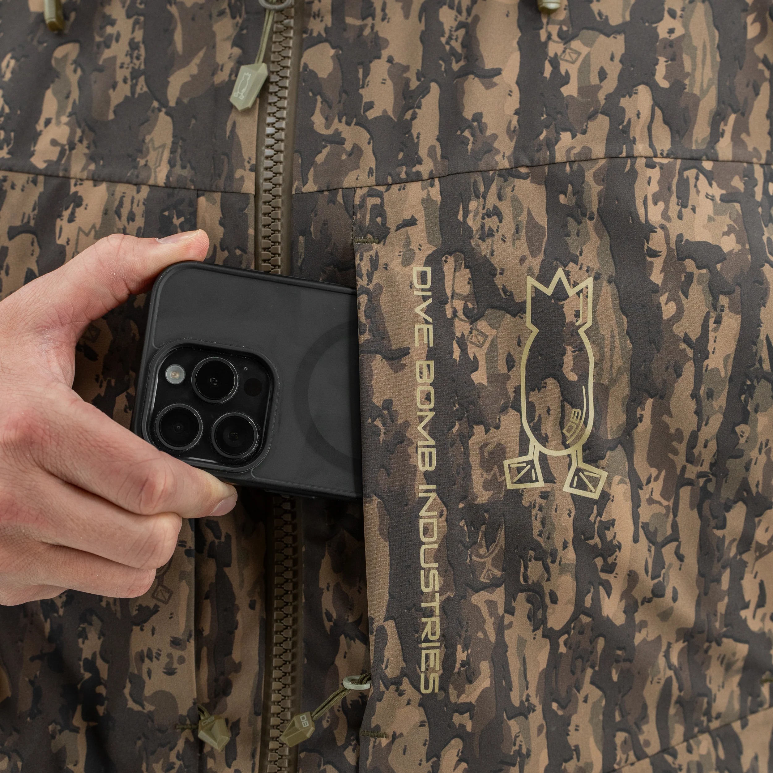 Bruiser Heavyweight Waterproof Hunting Jacket - Image 17