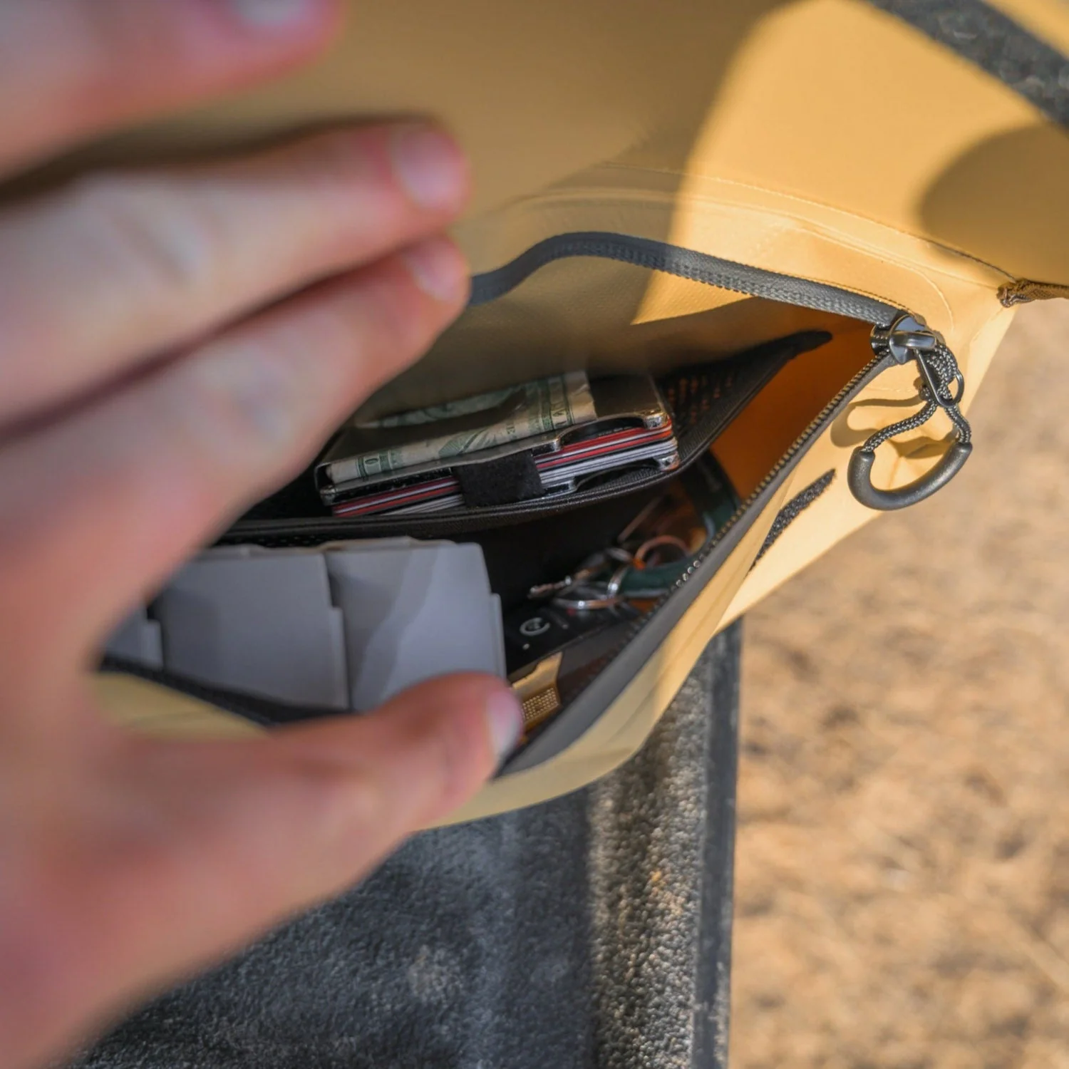 Dry Line Zippered Pouch - Image 5